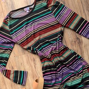 Small lularoe Debbie